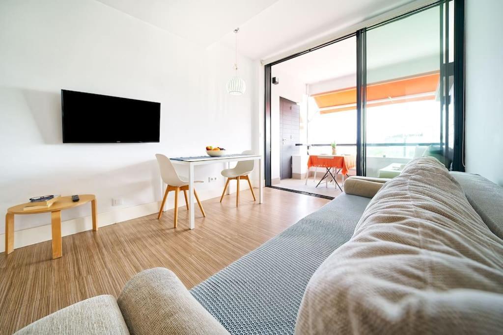 Estudio Con Terraza Vista Mar * Las Palmas / Gran Canaria